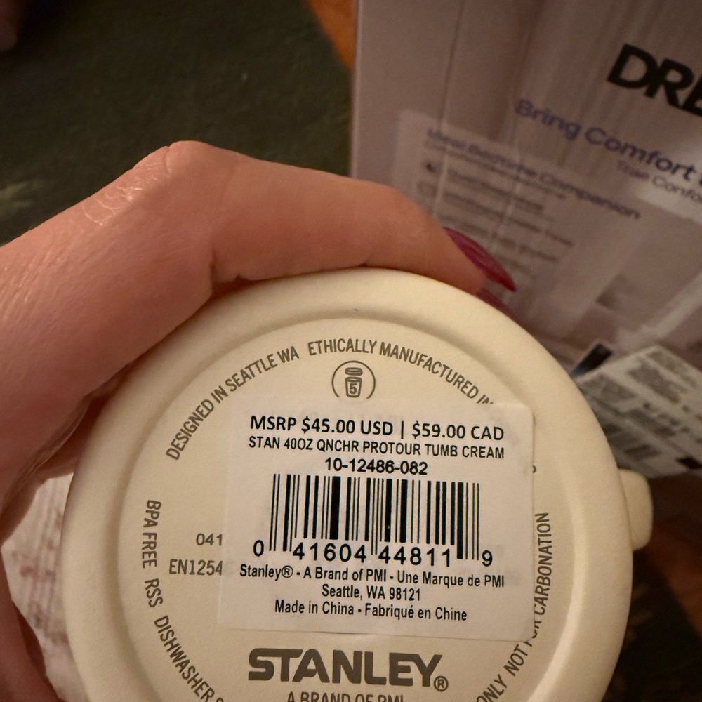 Stanley Cream Quencher Tumbler - Picture 4 of 4